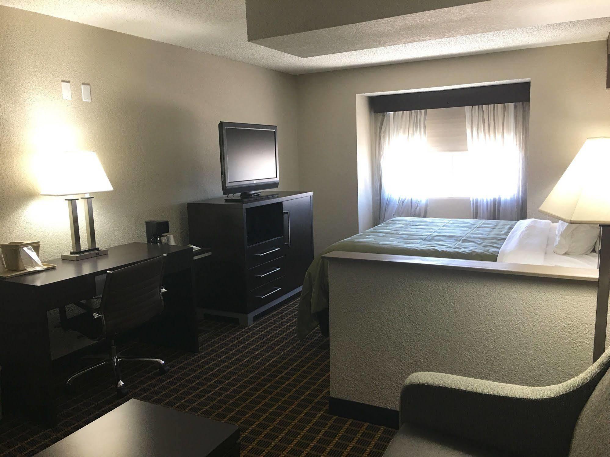 Quality Inn&Suites El Paso I-10 Exterior foto
